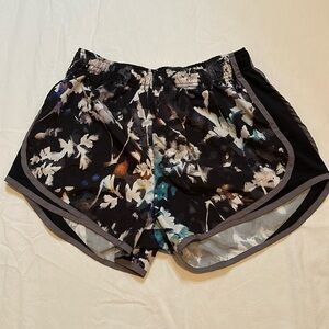Nike tempo shorts multicolor size small